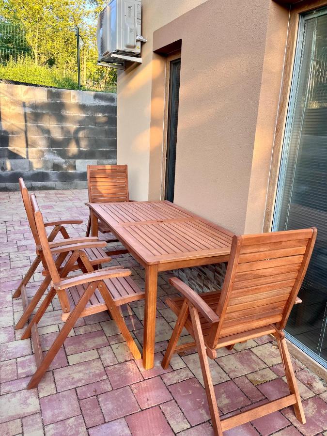 U Srubu Apartman Moravany  Kültér fotó